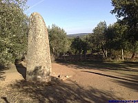 22._Monolit_in_Cromeleque_dos_Almendres.jpg