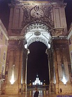 31._Lisboa_at_night_2.jpg